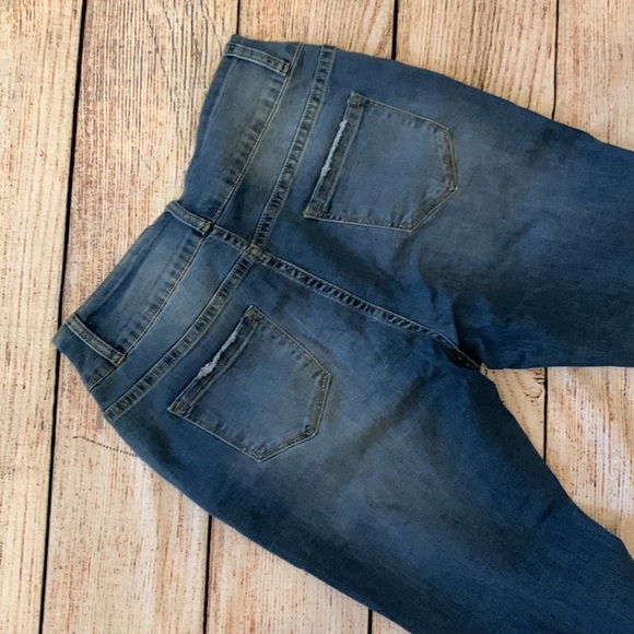 Raw Hem High Waist Jeans - Picture 3 of 3
